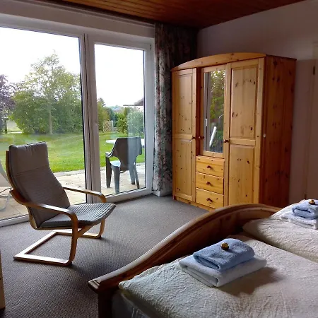 Ferienwohnung Kraniche, Seenaehe, Mecklenburgische Seenplatte *