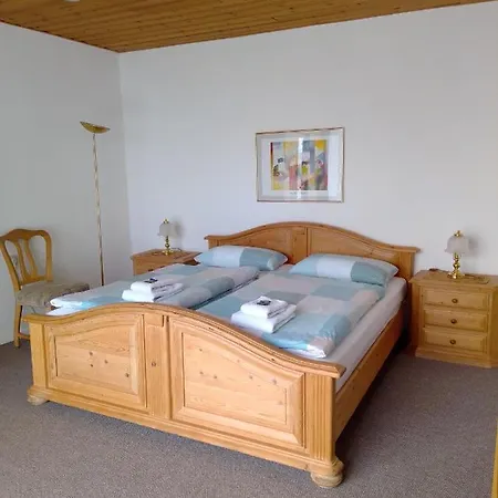 Ferienwohnung Kraniche, Seenaehe, Mecklenburgische Seenplatte Apartman