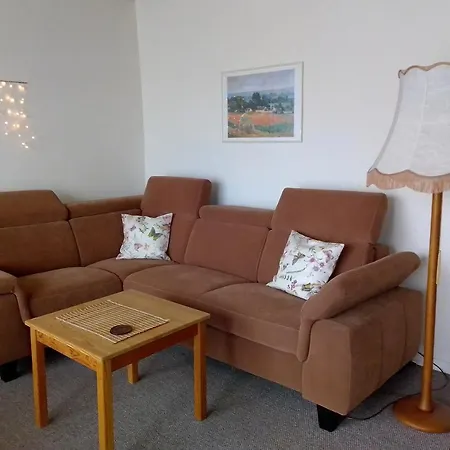 Ferienwohnung Kraniche, Seenaehe, Mecklenburgische Seenplatte Appartamento *