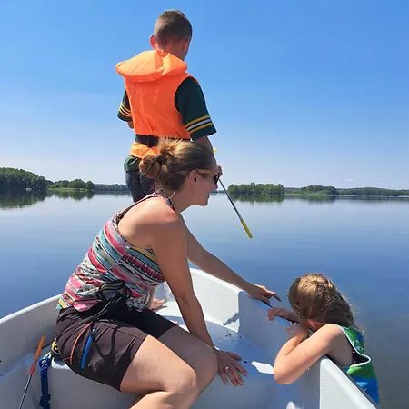 Ferienwohnung Kraniche, Seenaehe, Mecklenburgische Seenplatte *